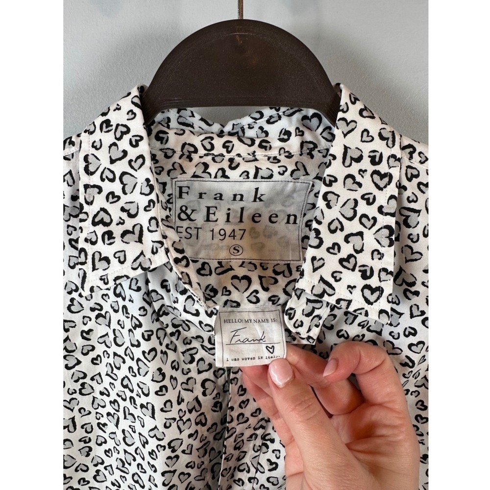 Frank & Eileen FRANK Gray and Black Hearts, Classic Poplin Small - Picture 5 of 7